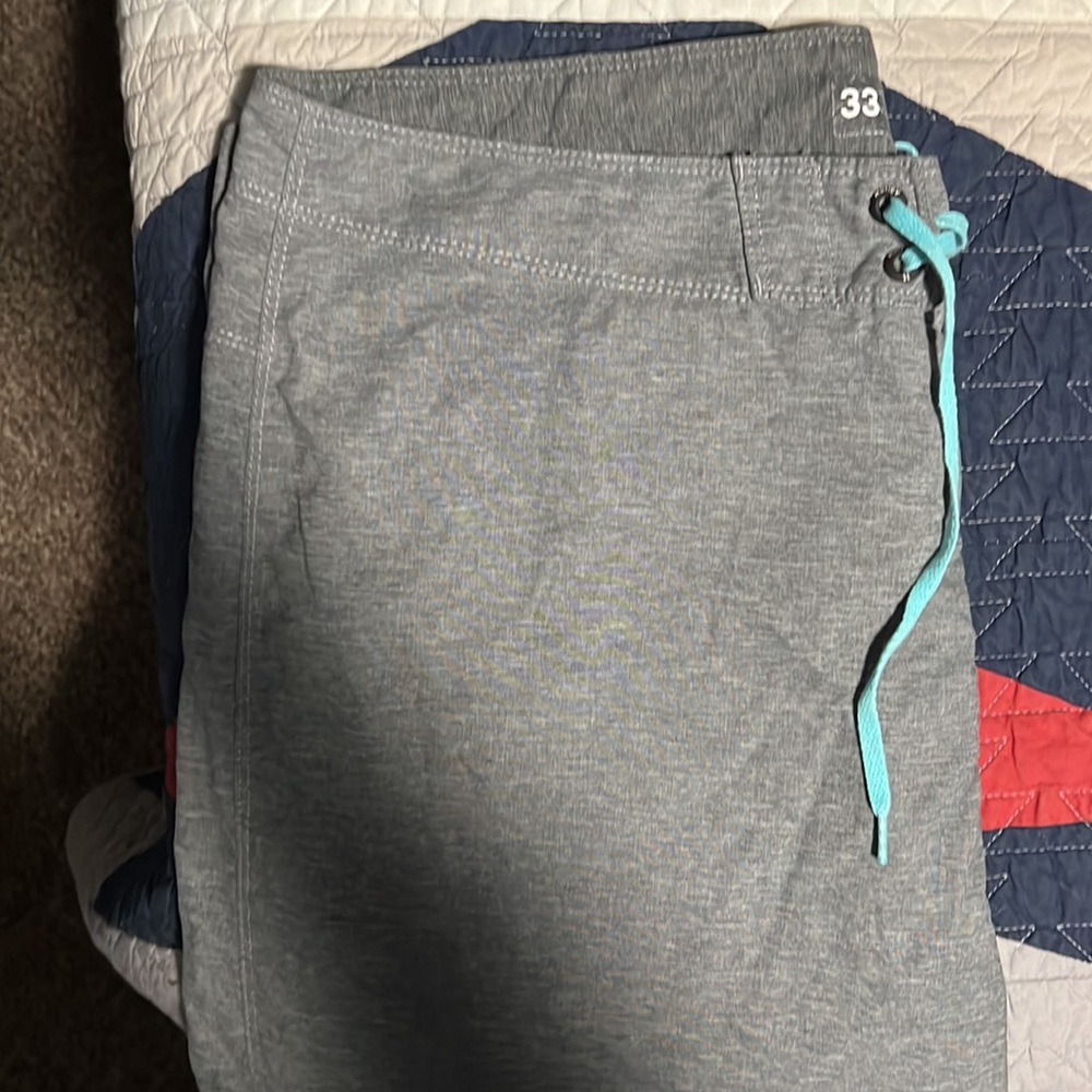 Hurley - Picture 2 of 3